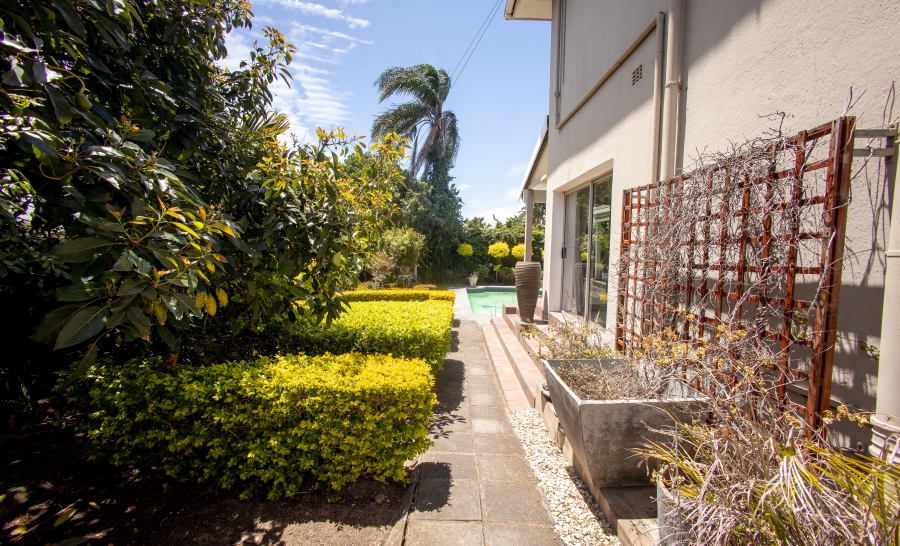 5 Bedroom Property for Sale in Berea Eastern Cape